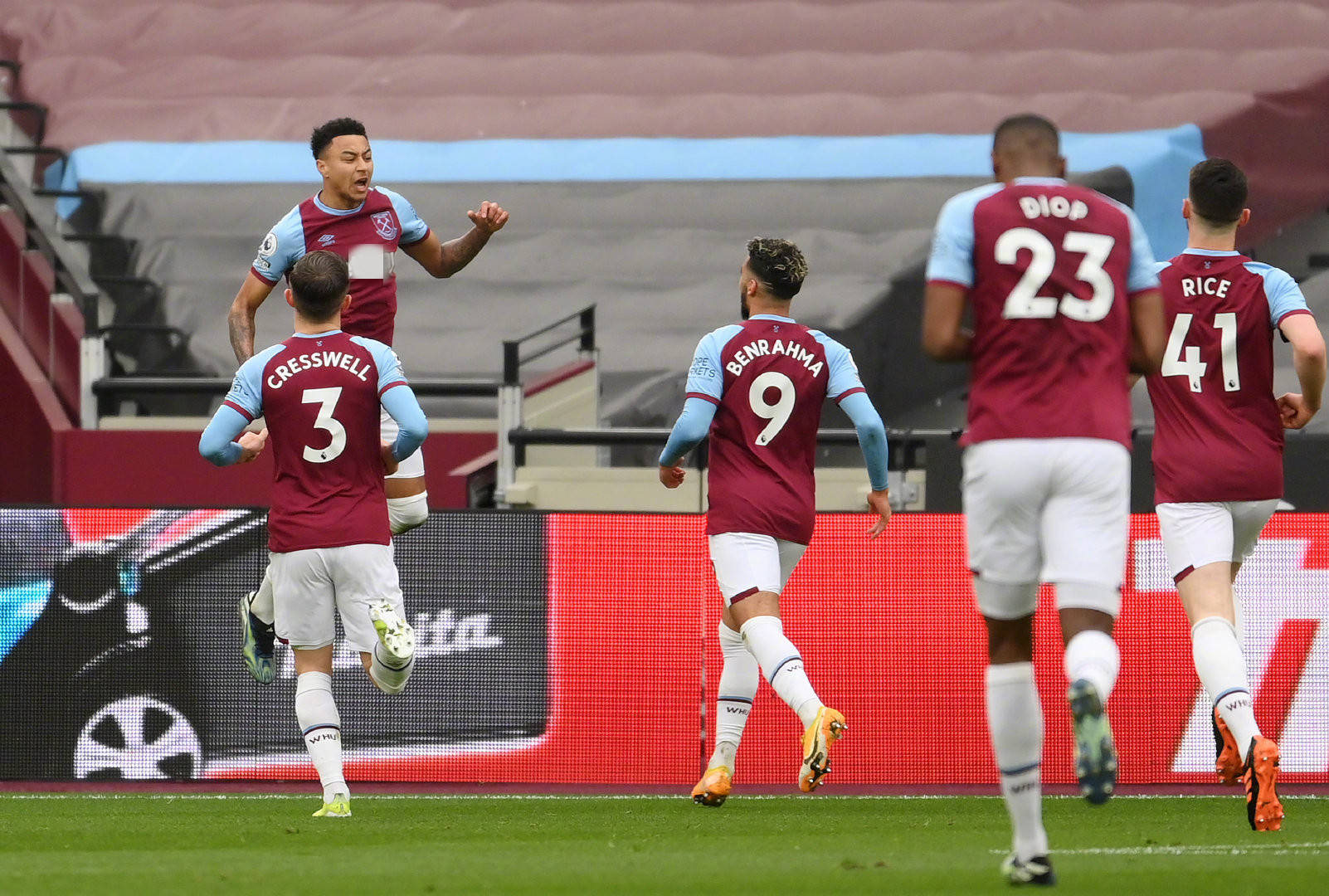 边缘地带的 边缘地带的